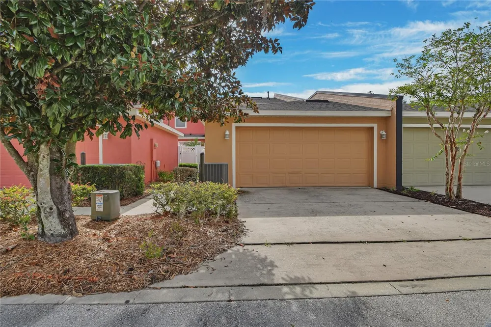 204 WOODHOUSE LANE Deland, FL 32724