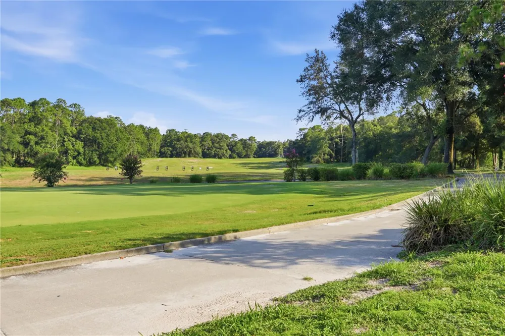 204 WOODHOUSE LANE Deland, FL 32724