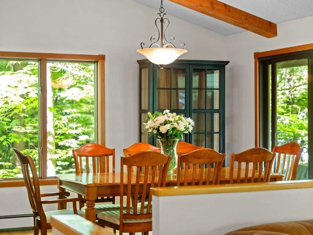 7211 Logan Lane Peninsula Township, MI 49686