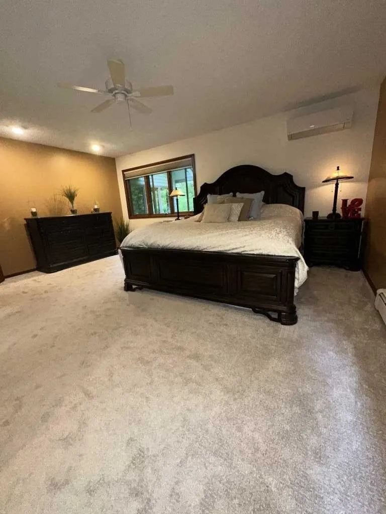 7211 Logan Lane Peninsula Township, MI 49686