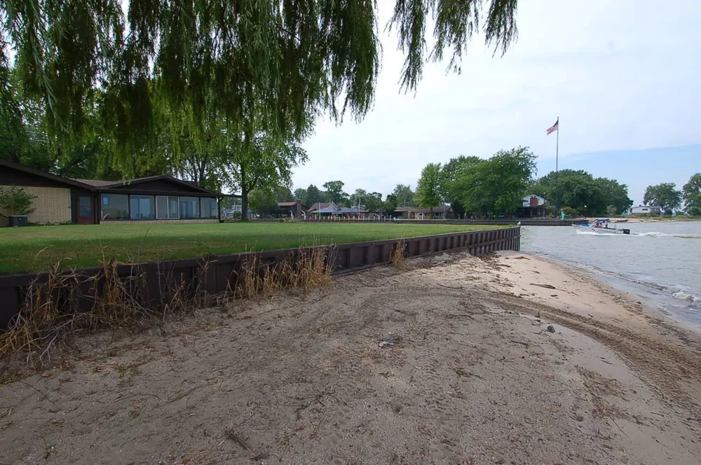 227 Bayside Park Drive Bangor Charter Township, MI 48706