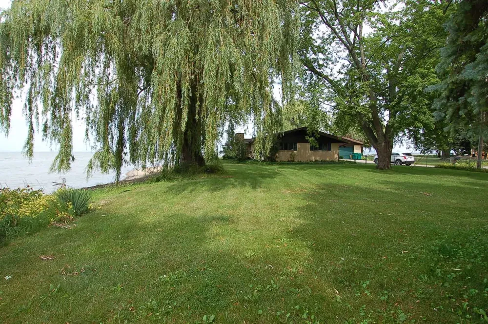 227 Bayside Park Drive Bangor Charter Township, MI 48706