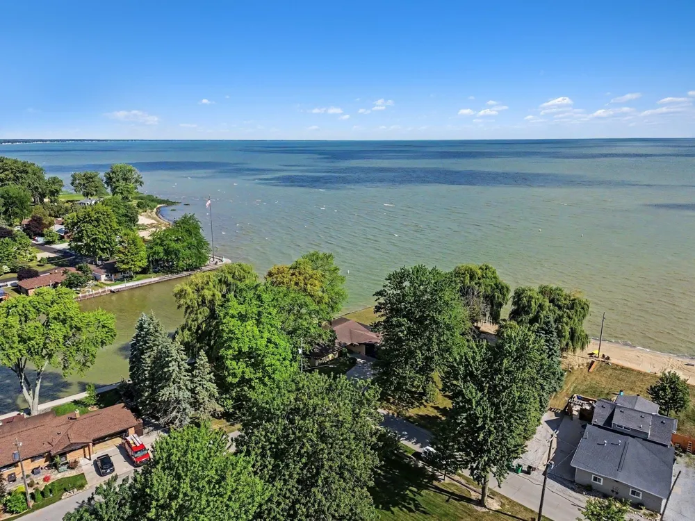 227 Bayside Park Drive Bangor Charter Township, MI 48706