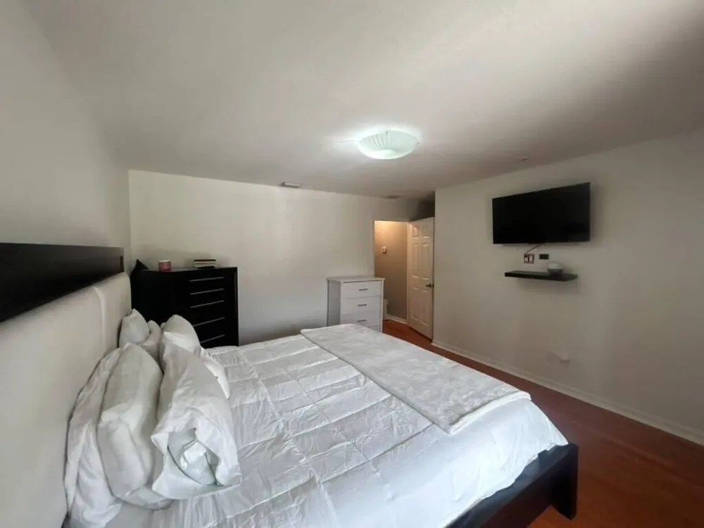 238 SE 2ND AVENUE Hallandale Beach, FL 33009