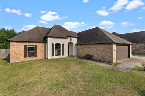 6905 Brighton Oak Circle