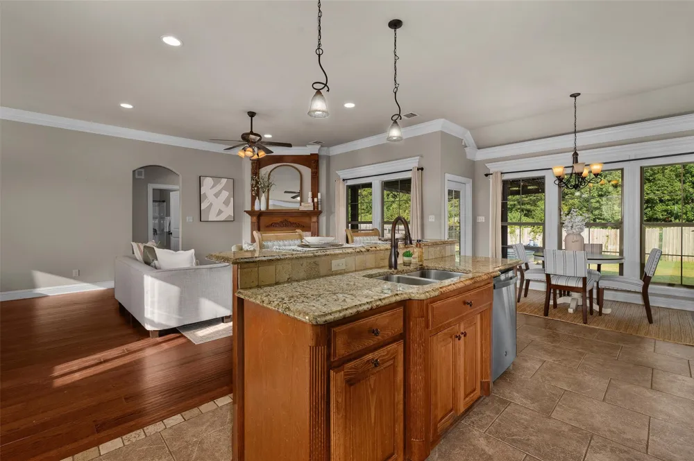 6905 Brighton Oak Circle Keithville, LA 71047