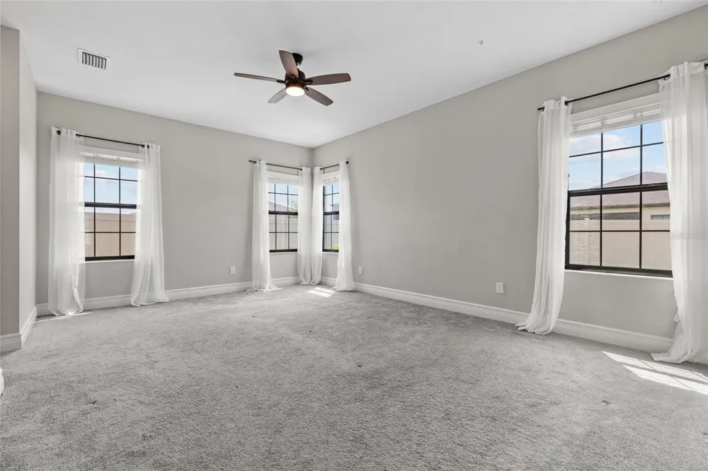 12646 SHETLAND WALK DRIVE Lithia, FL 33547
