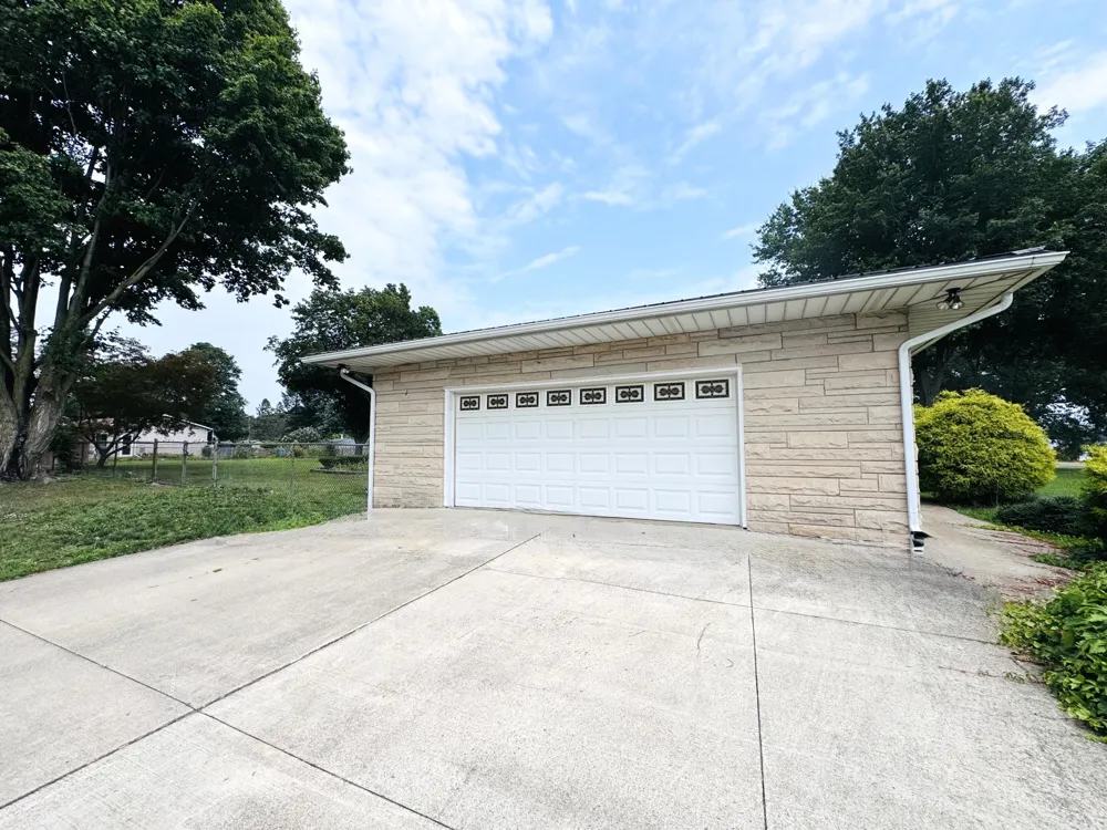 2575 Huntly Road Niles, MI 49120