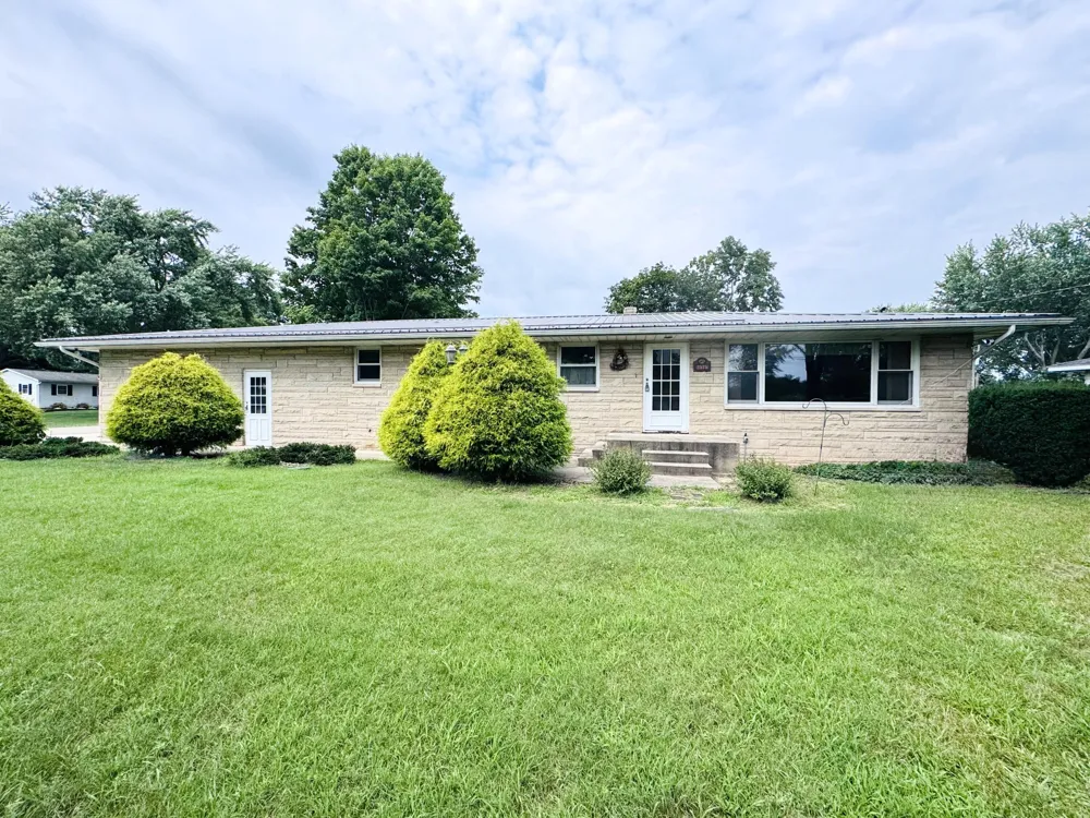 2575 Huntly Road Niles, MI 49120
