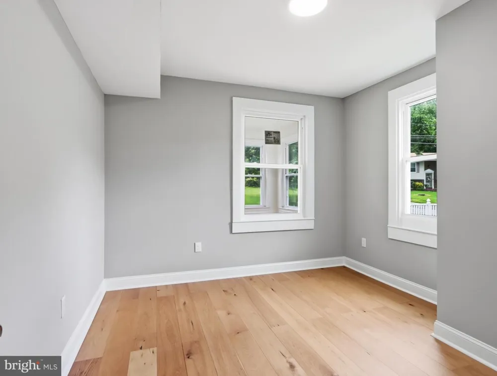 5811 WESTWOOD AVENUE Baltimore, MD 21206