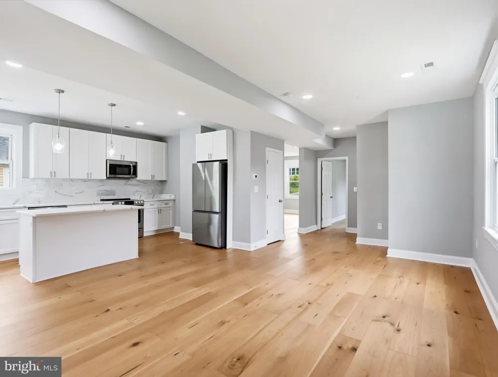 5811 WESTWOOD AVENUE Baltimore, MD 21206