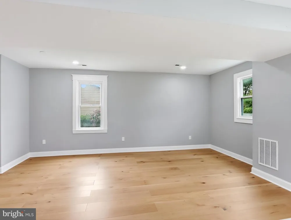 5811 WESTWOOD AVENUE Baltimore, MD 21206