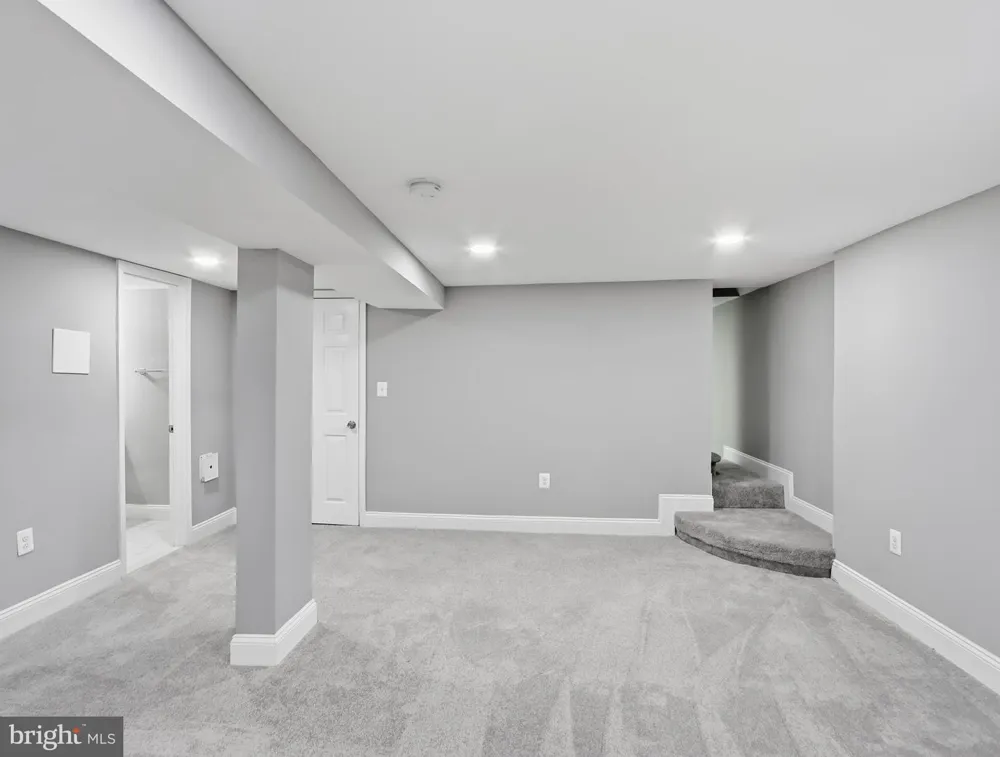 5811 WESTWOOD AVENUE Baltimore, MD 21206