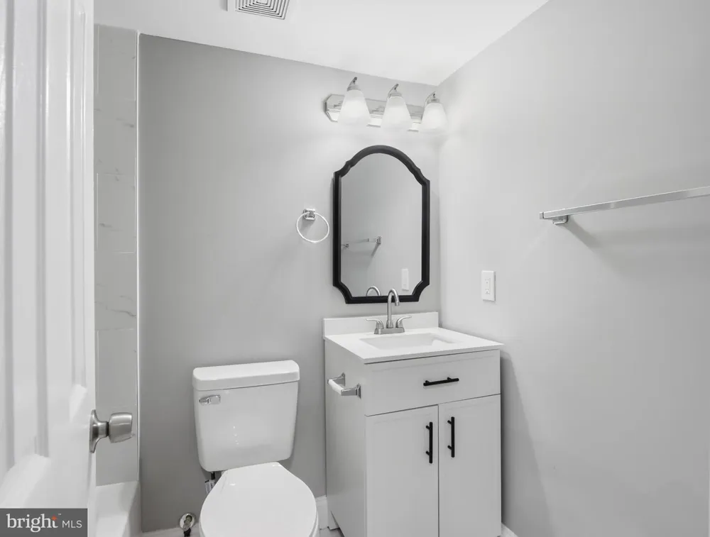 5811 WESTWOOD AVENUE Baltimore, MD 21206
