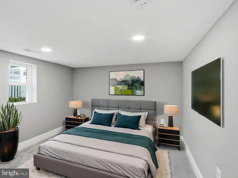 5811 WESTWOOD AVENUE Baltimore, MD 21206