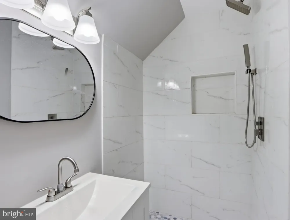 5811 WESTWOOD AVENUE Baltimore, MD 21206