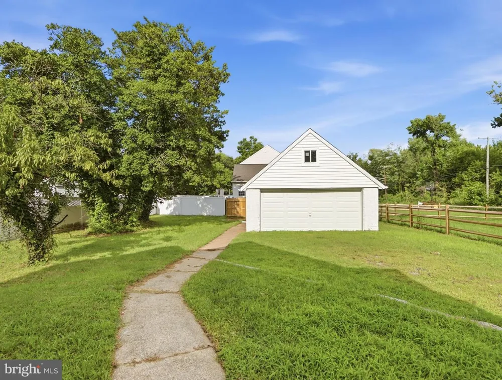 5811 WESTWOOD AVENUE Baltimore, MD 21206