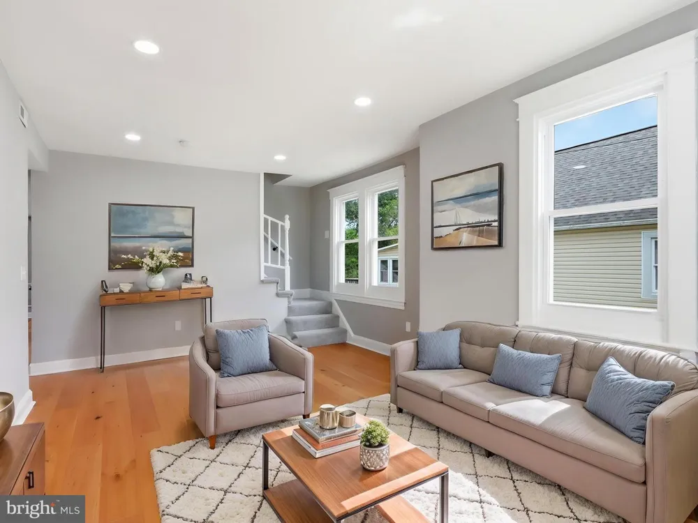 5811 WESTWOOD AVENUE Baltimore, MD 21206
