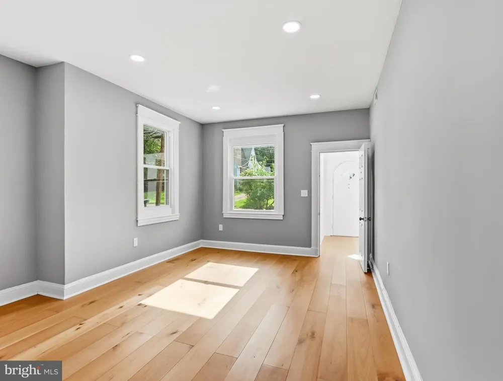 5811 WESTWOOD AVENUE Baltimore, MD 21206