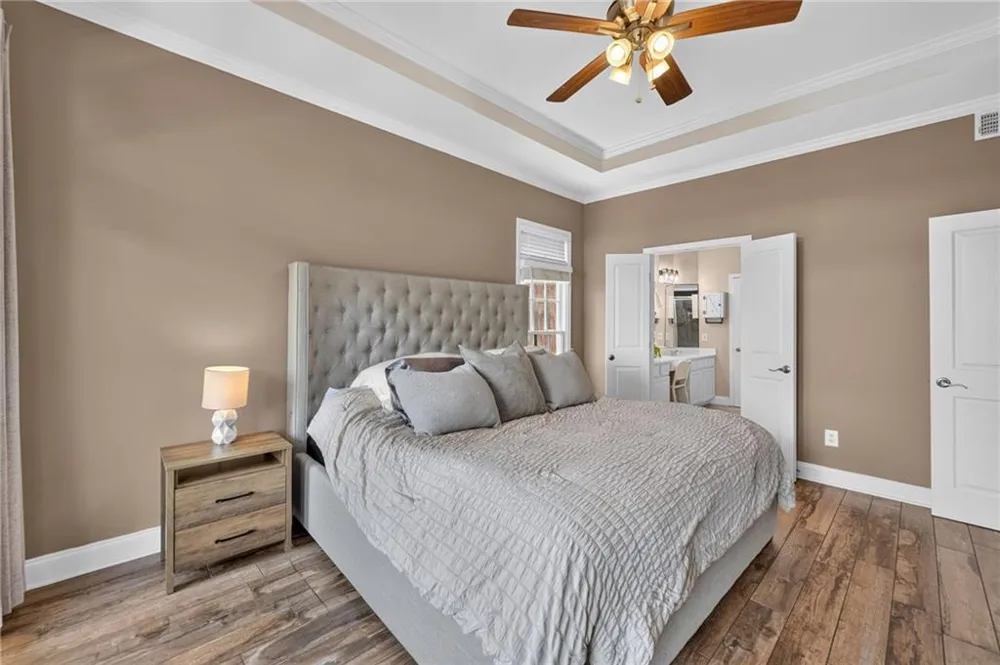210 Creek View Lane #201 Roswell, GA 30075