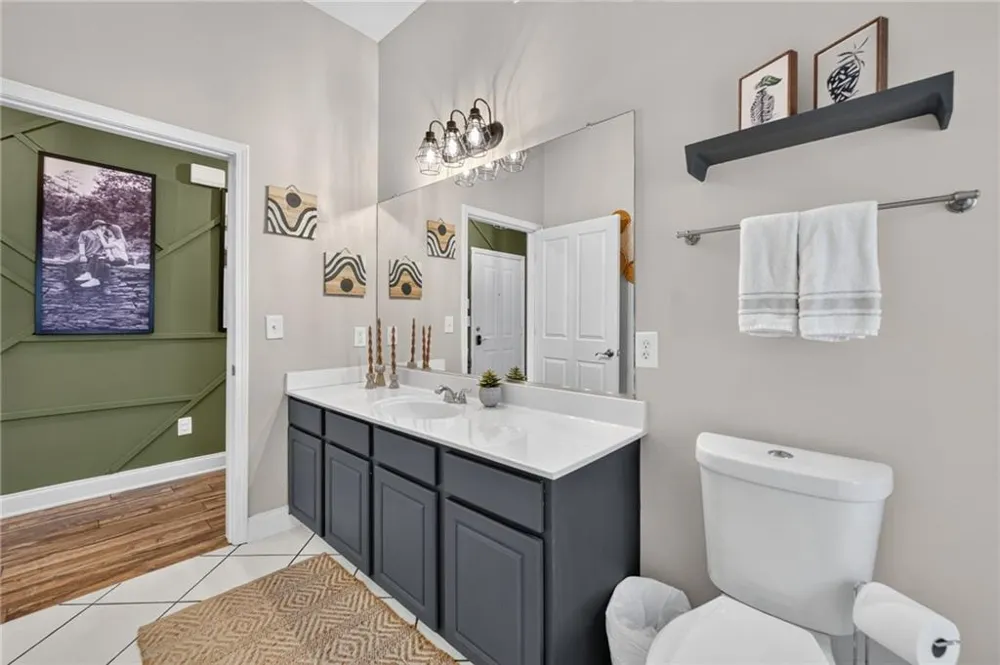 210 Creek View Lane #201 Roswell, GA 30075