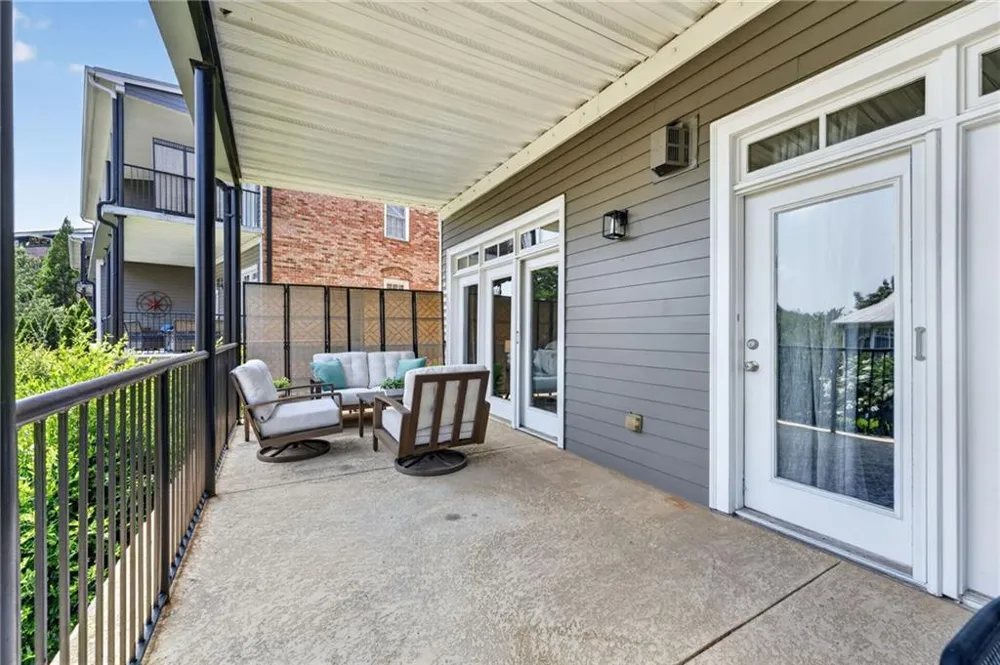 210 Creek View Lane #201 Roswell, GA 30075