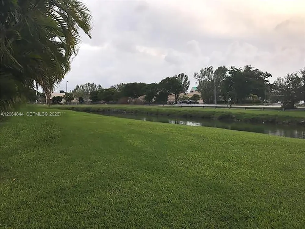 15830 SW 91st Ct Palmetto Bay, FL 33157
