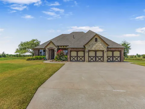 8200 S Big Sky Drive