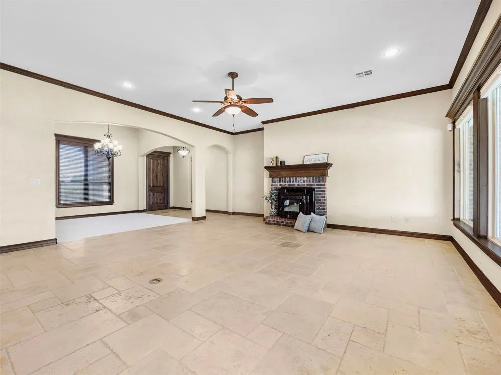 8200 S Big Sky Drive Talala, OK 74080