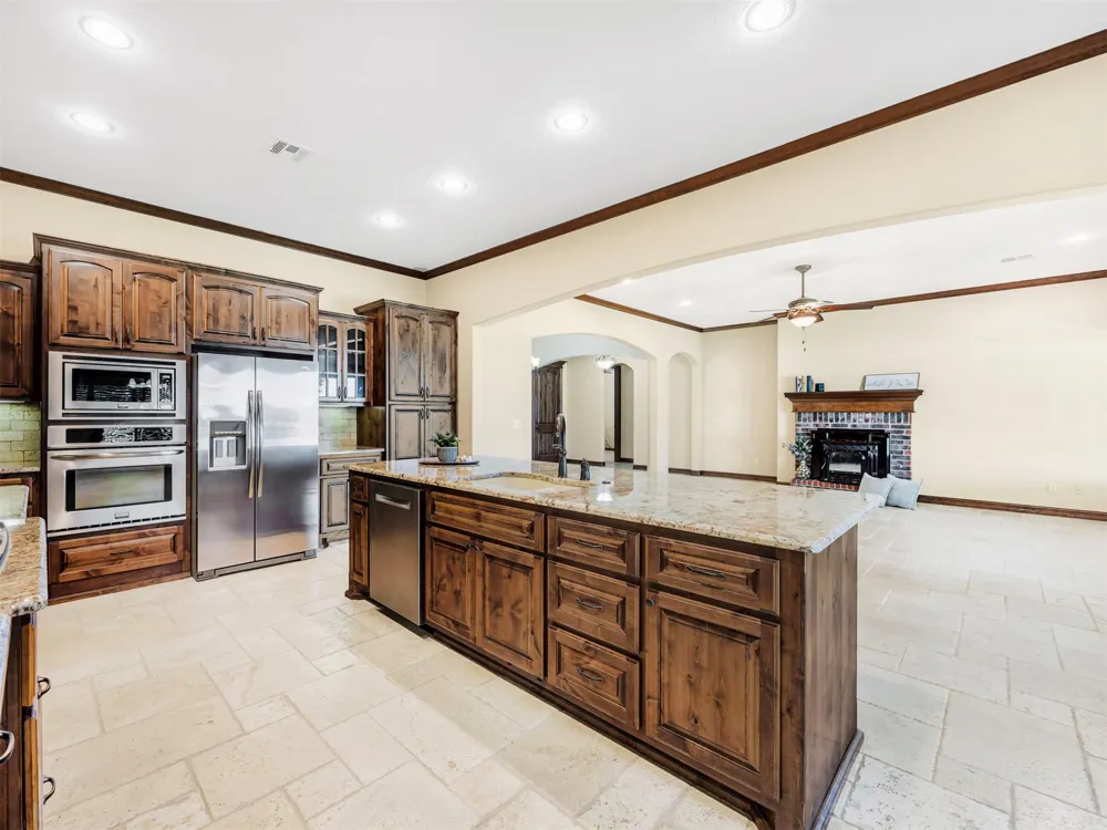 8200 S Big Sky Drive Talala, OK 74080