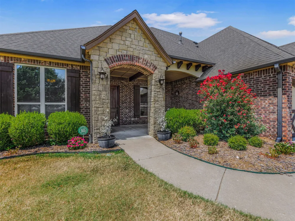 8200 S Big Sky Drive Talala, OK 74080