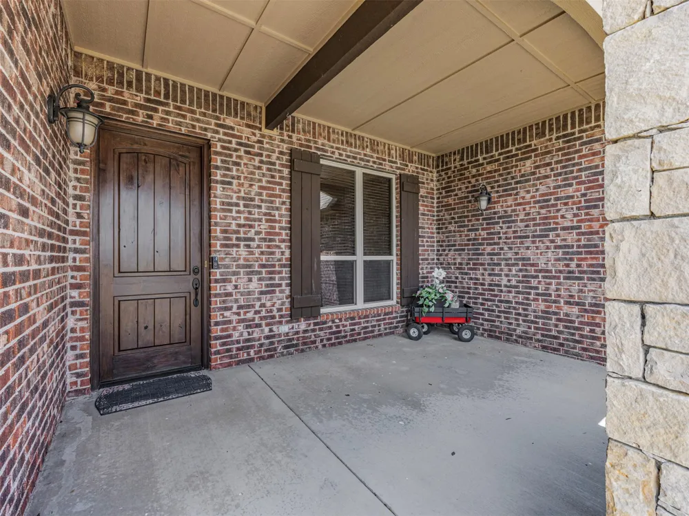 8200 S Big Sky Drive Talala, OK 74080