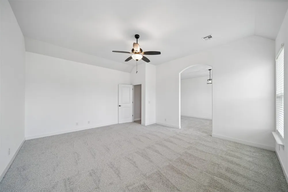 11806 131 EastAvenue Collinsville, OK 74021