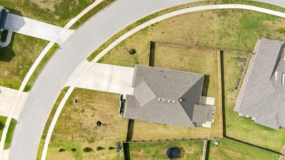 11806 131 EastAvenue Collinsville, OK 74021