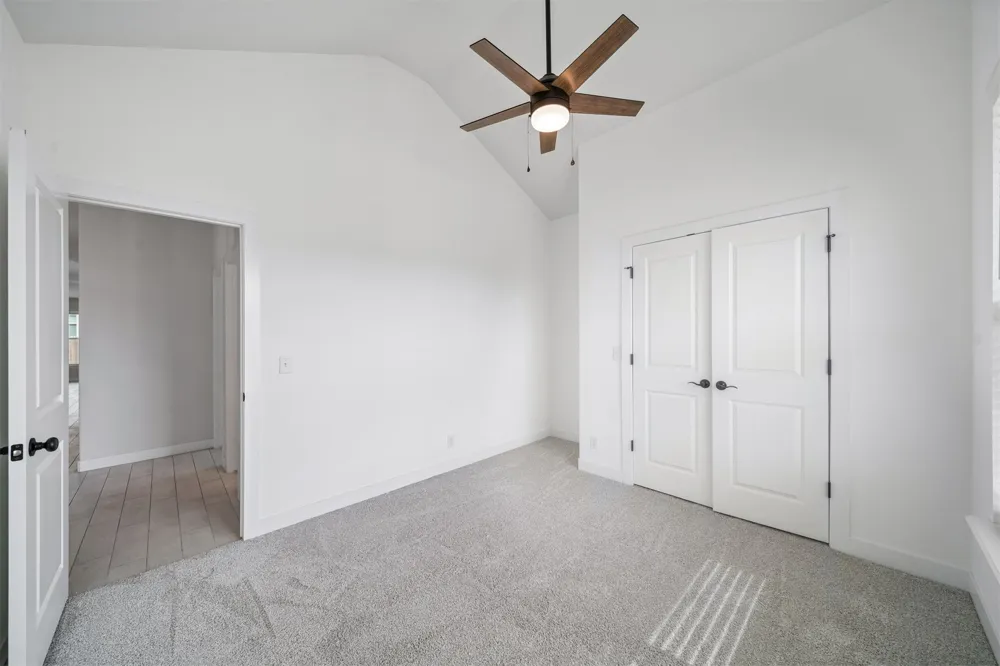 11806 131 EastAvenue Collinsville, OK 74021