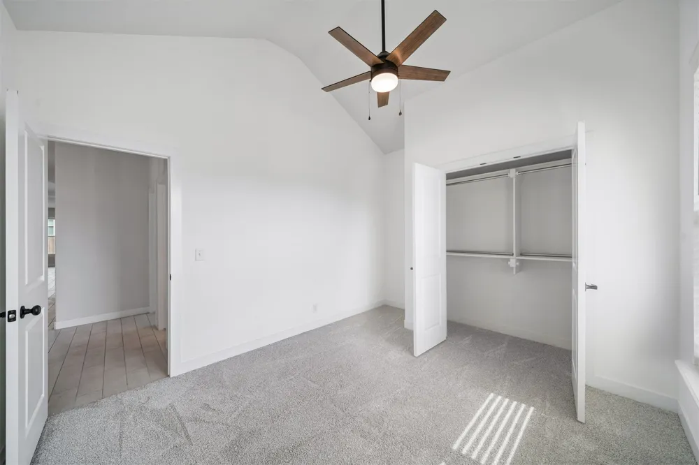 11806 131 EastAvenue Collinsville, OK 74021