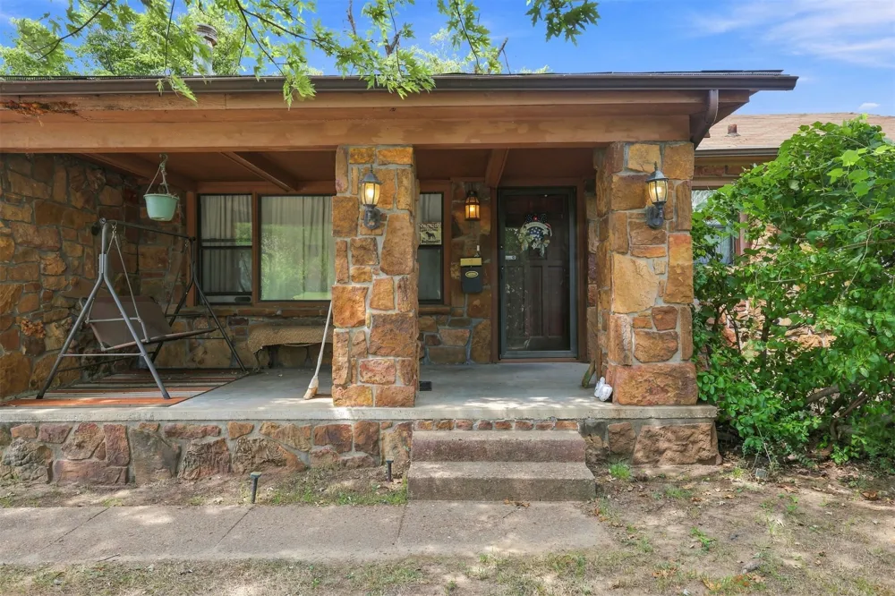 1733 E 13th Street Okmulgee, OK 74447
