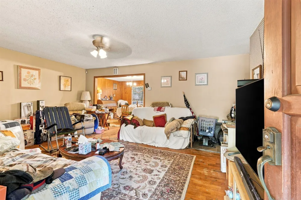 1733 E 13th Street Okmulgee, OK 74447