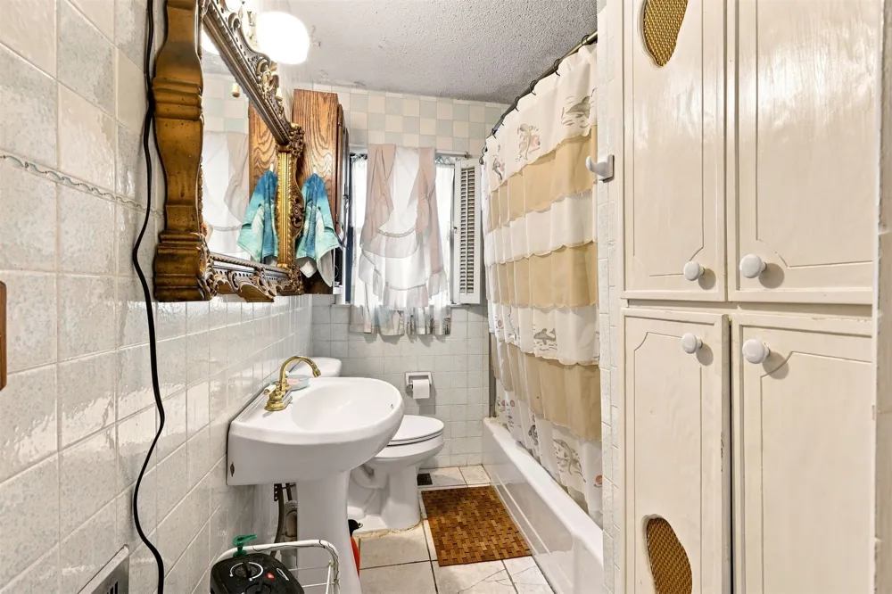 1733 E 13th Street Okmulgee, OK 74447
