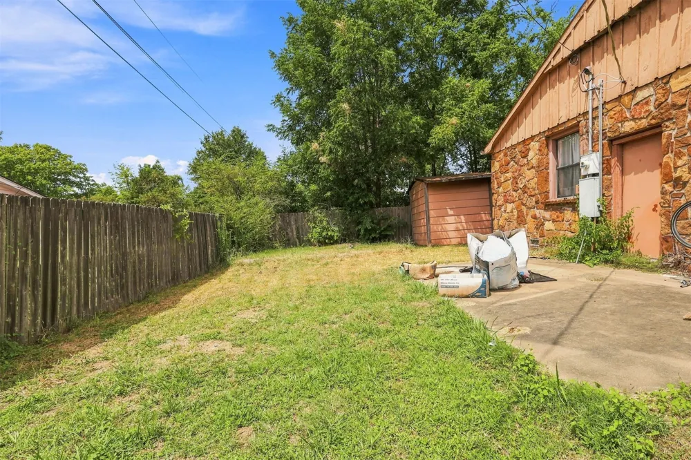 1733 E 13th Street Okmulgee, OK 74447