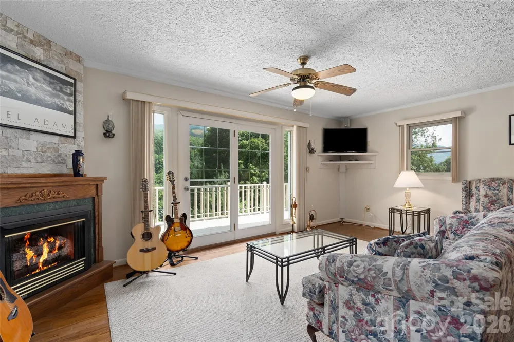 30 Hillcrest Road Maggie Valley, NC 28751