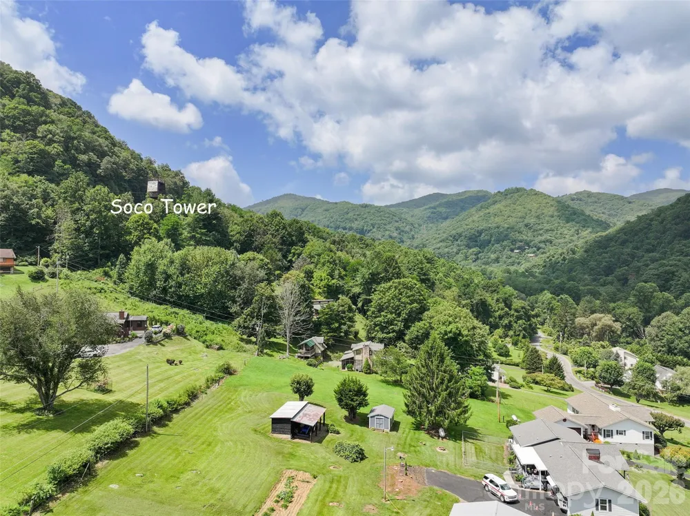 30 Hillcrest Road Maggie Valley, NC 28751