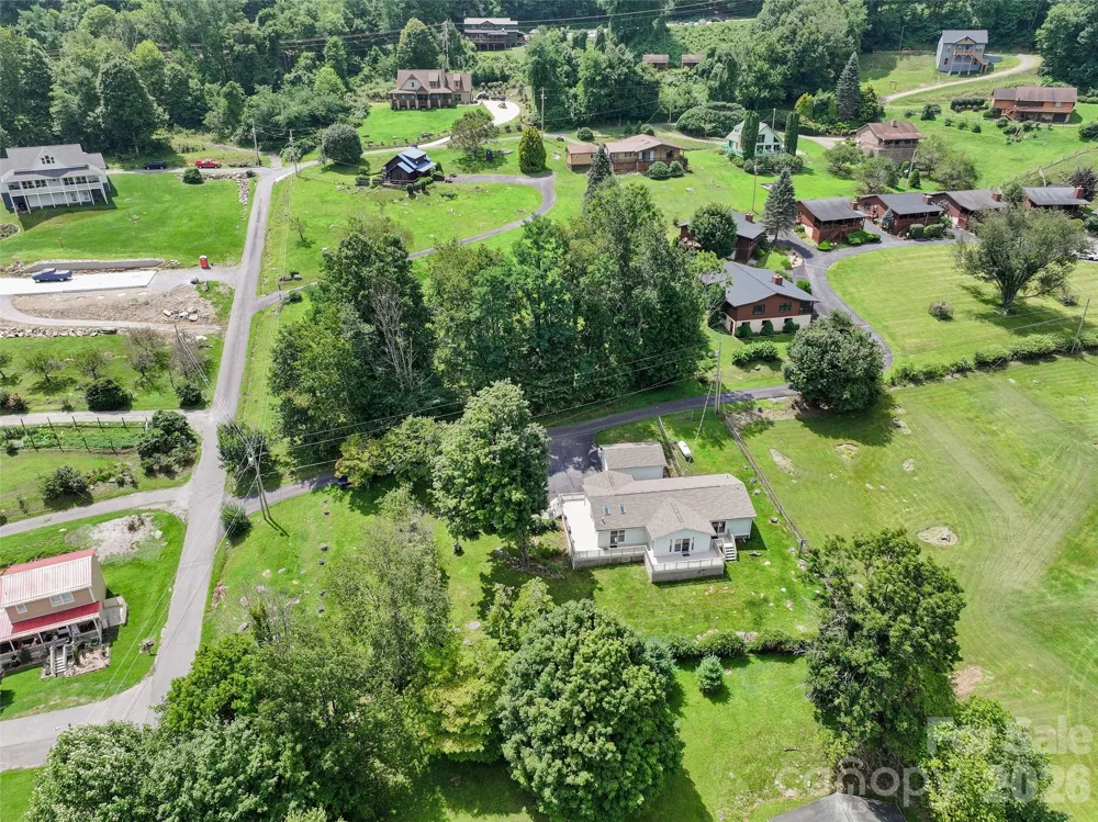 30 Hillcrest Road Maggie Valley, NC 28751