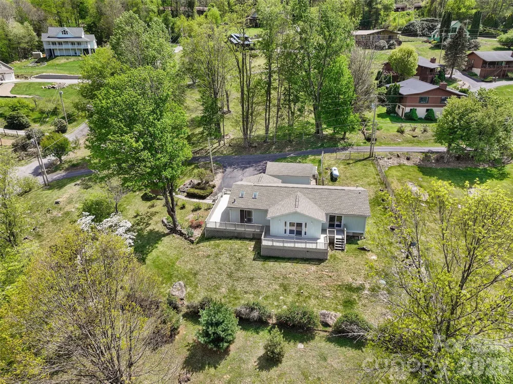 30 Hillcrest Road Maggie Valley, NC 28751
