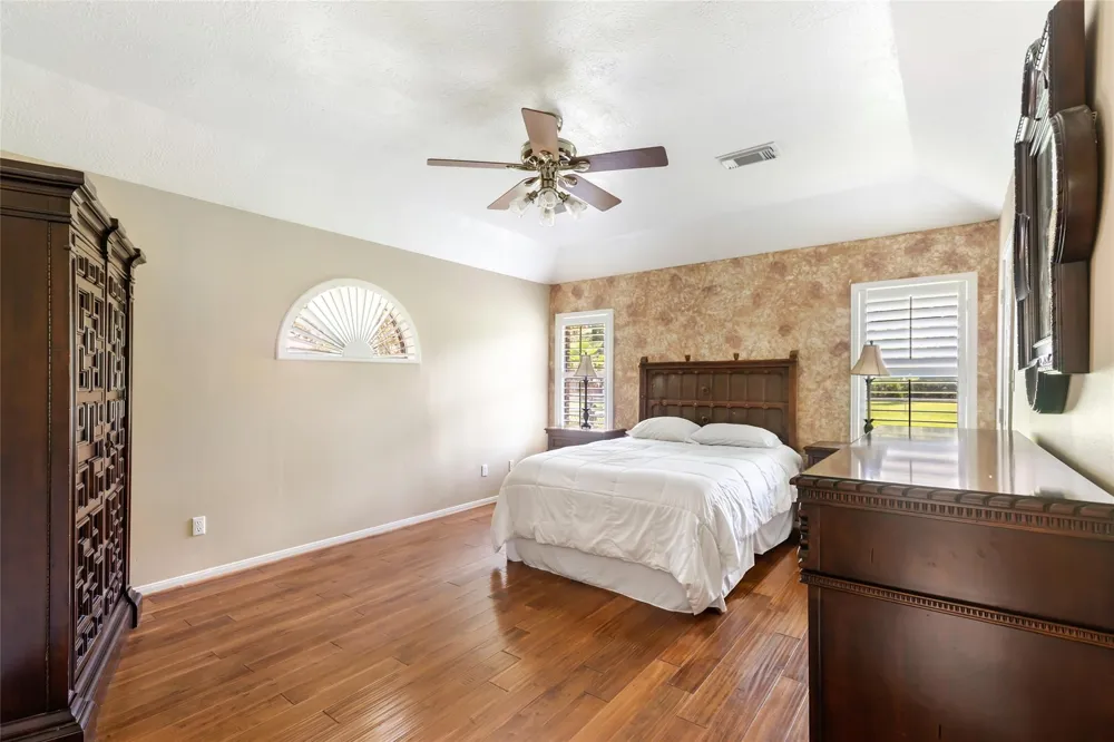 26342 Hill And Dale Avenue Splendora, TX 77372