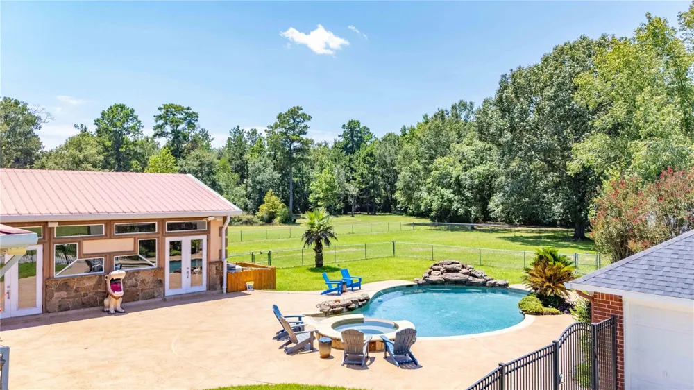 26342 Hill And Dale Avenue Splendora, TX 77372