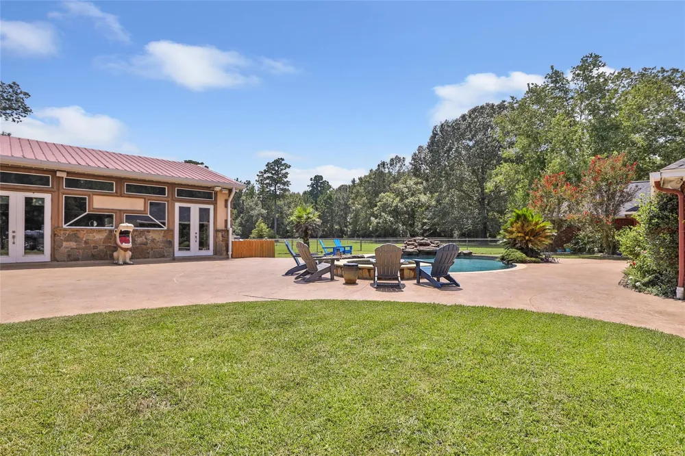 26342 Hill And Dale Avenue Splendora, TX 77372