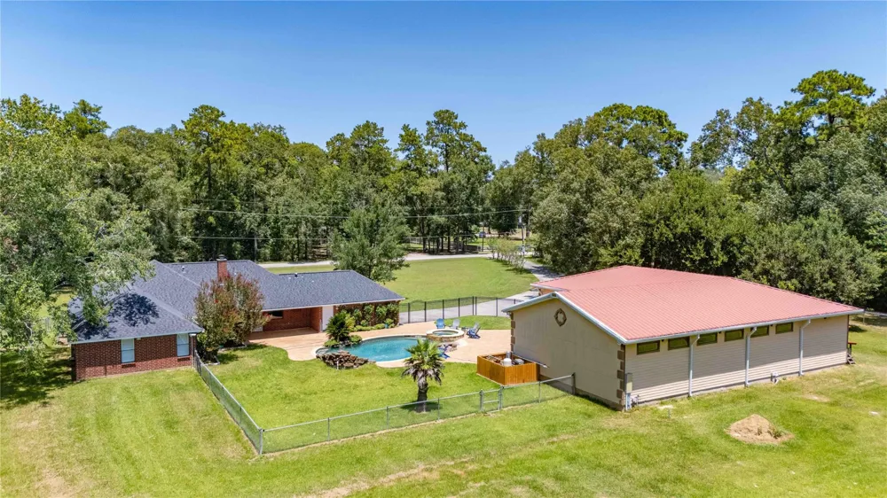 26342 Hill And Dale Avenue Splendora, TX 77372
