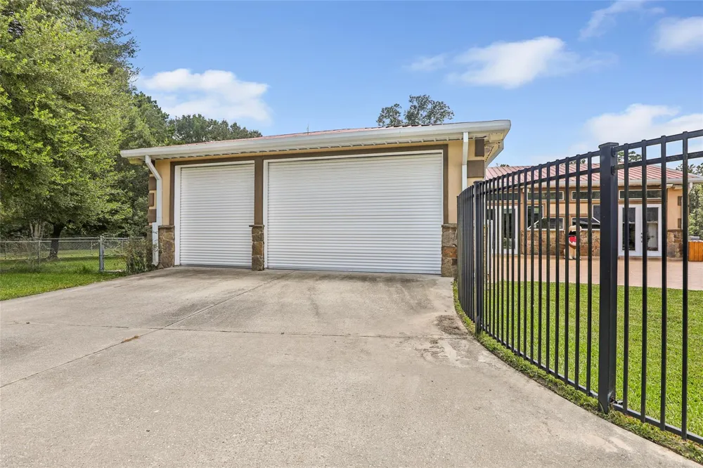 26342 Hill And Dale Avenue Splendora, TX 77372
