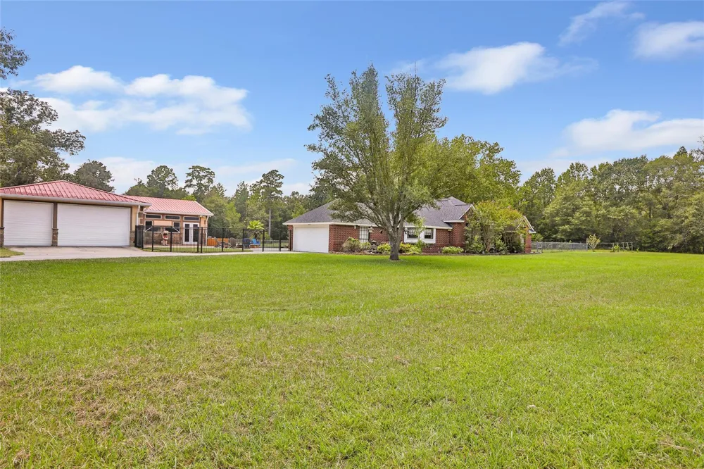 26342 Hill And Dale Avenue Splendora, TX 77372